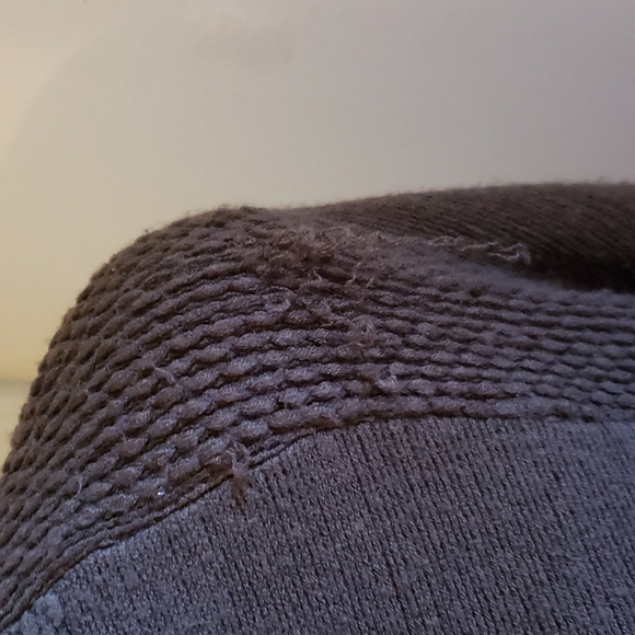 SALE‼️ Poncho ONE SIZE - Picture 3 of 3